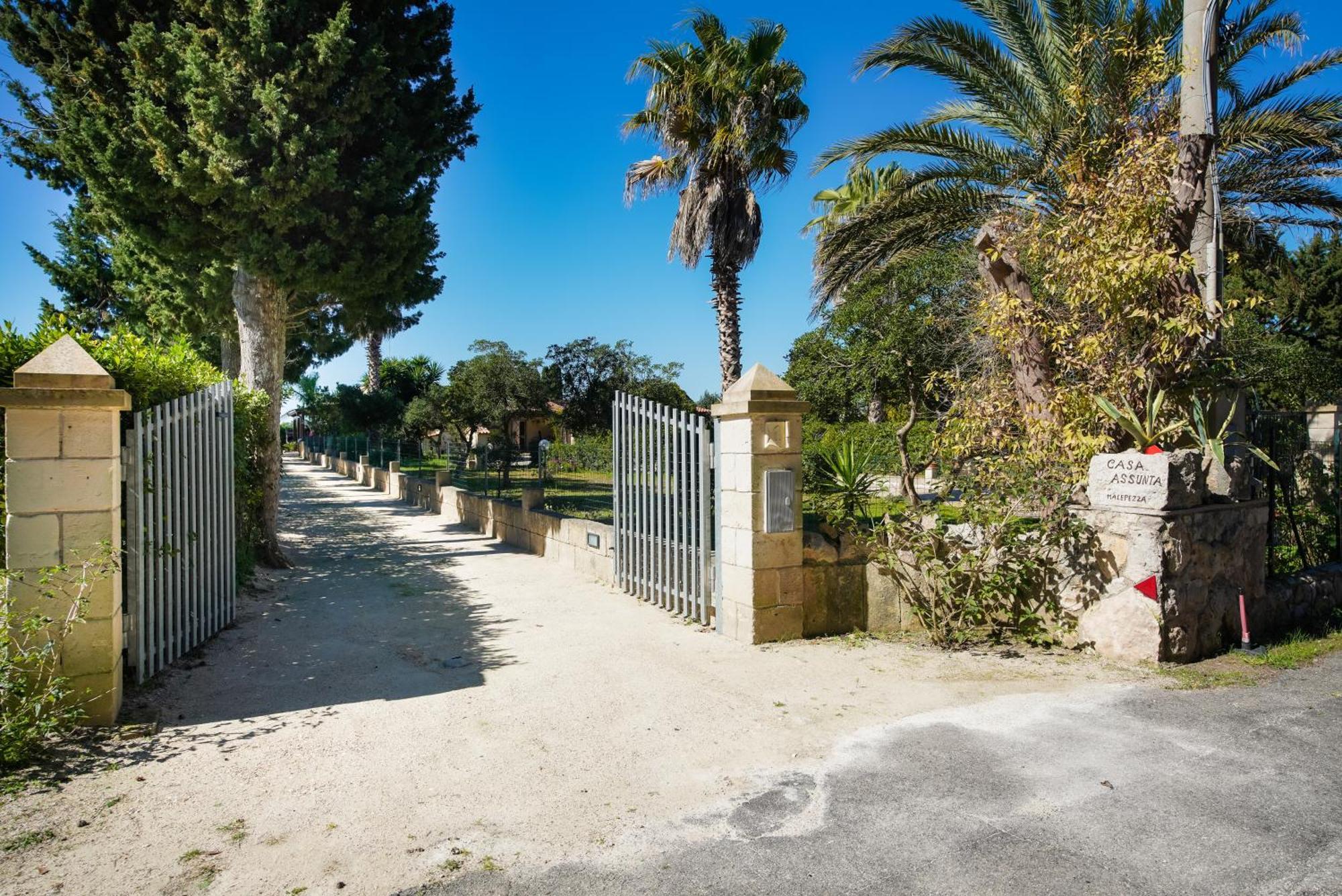 Casa Vacanza Assunta Melendugno Exterior foto